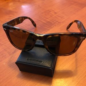 Ray-Ban Folding Wayfarer - Tortoise